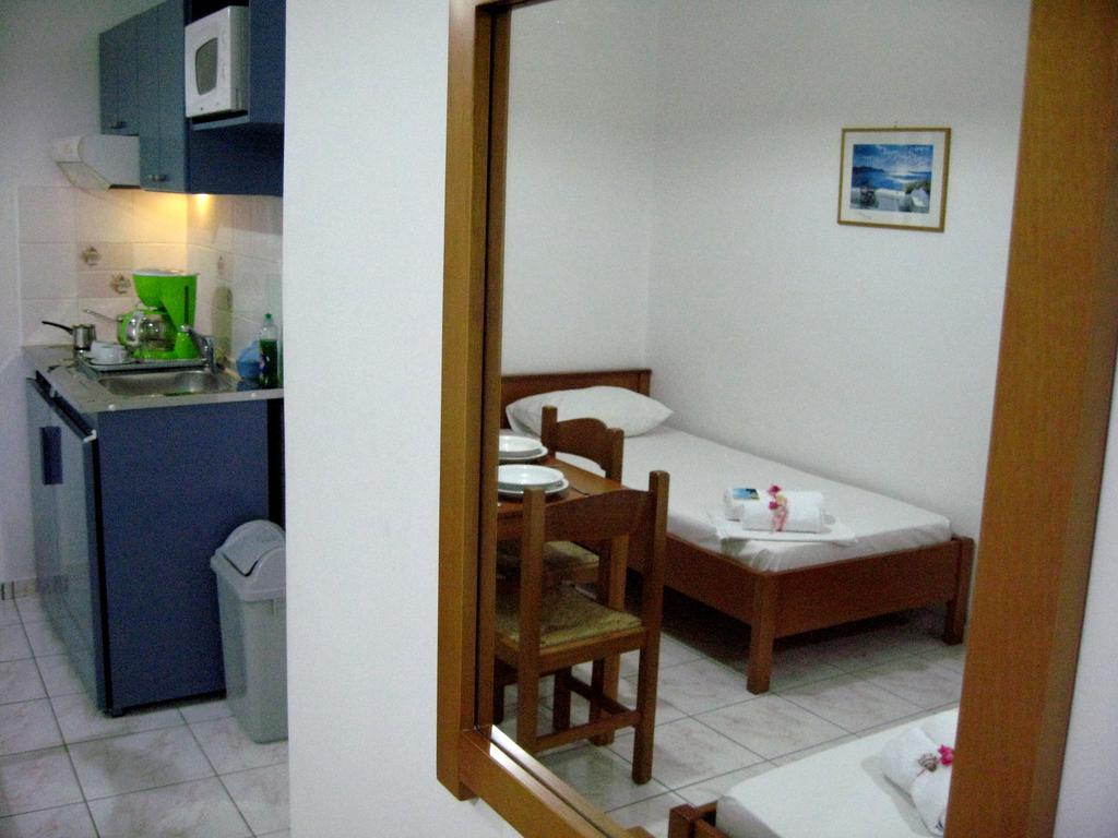 Despina Studios Agia Marina  Ngoại thất bức ảnh